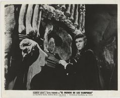 Guillermo Murray in El mundo de los vampiros (1961)