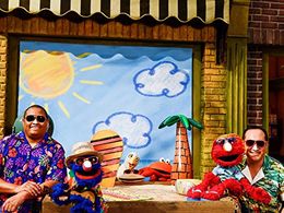 Christopher Knowings and Alan Muraoka in Sesame Street (1969)