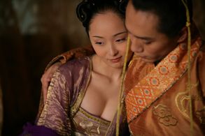 Ye Liu and Man Li in Curse of the Golden Flower (2006)