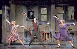 ANNIE National Tour 2016