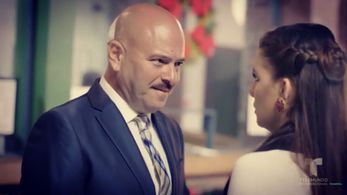 Carlos Acosta-Milian in Milagros de Navidad (2017)