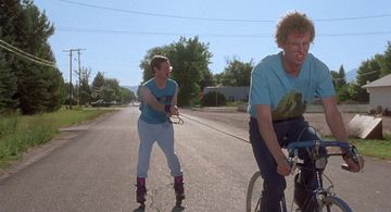 Aaron Ruell and Jon Heder in Napoleon Dynamite (2004)