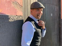 Chaneling Peaky Blinders