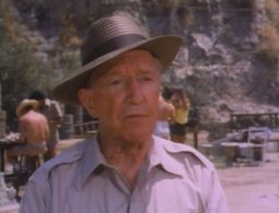 Lloyd Nolan in The Hardy Boys/Nancy Drew Mysteries (1977)