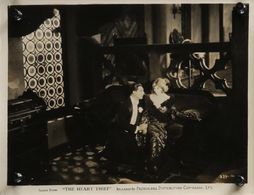 Lya De Putti and Joseph Schildkraut in The Heart Thief (1927)