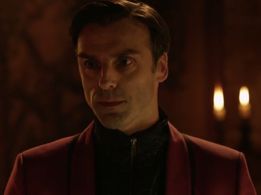 Still of Jonathan Wrather as Warnock in Young Dracula