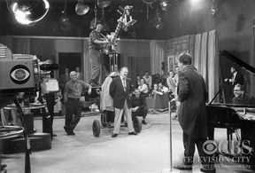 Pat McGeehan, David Rose, and Red Skelton in The Red Skelton Hour (1951)