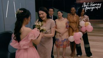 Dexter Doria, Dominic Ochoa, Carmina Villaroel, Wilma Doesnt, and Ariel Villasanta in Abot-kamay na pangarap (2022)