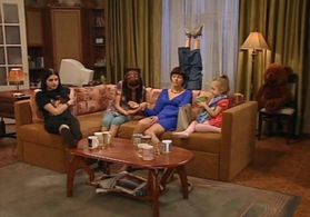 Mariya Syomkina, Miroslava Karpovich, Ekaterina Starshova, and Anastasiya Sivaeva in Papiny dochki (2007)