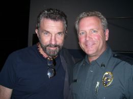 Tony Senzamici as Officer Stetz with Director Bobby Roth on theA&E series Breakout Kings.