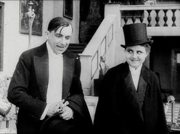 Curt Goetz and Ossi Oswalda in I Don't Want to Be a Man (1918)