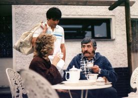 Július Satinský, Jana Svandová, and Martin Mejzlík in Hamster in a Nightshirt (1988)