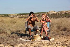 Engin Akyürek and Farah Zeynep Abdullah in A Small September Affair (2014)