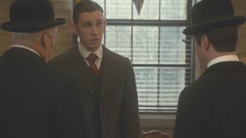 Yannick Bisson as Detective William Murdoch, Thomas Craig as Inspector Thomas Brackenreid and Slavic Rogozine as Sergei 