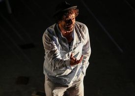 Bir Garip Orhan Veli