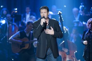 Blake Shelton in Blake Shelton's Not So Family Christmas (2012)