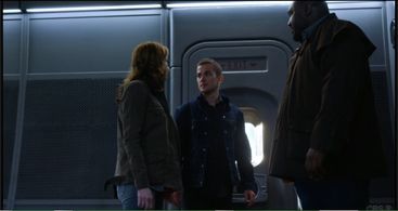 Kristen Connolly, Nonso Anozie, and Josh Salatin in Zoo (2015)