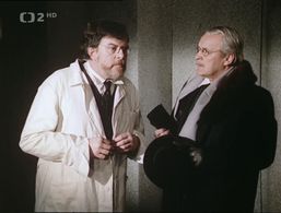 Vladimír Brabec and Jan Kacer in Clovek proti zkáze (1989)