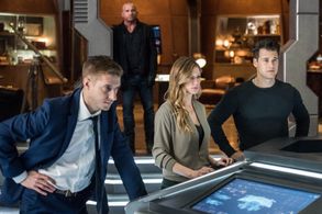 Dominic Purcell, Nick Zano, Jes Macallan, and Arthur Darvill in DC's Legends of Tomorrow (2016)