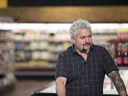 Guy Fieri in Guy's Grocery Games: Food Scientists (2018)