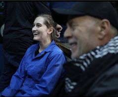 Bruce Willis and Kelly Lynn Reiter in Deadlock