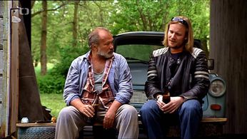 Rudolf Hrusínský and Matej Dadák in Stop (2007)