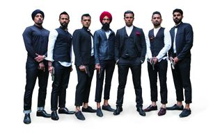 Randeep Hooda, Waris Ahluwalia, Fuad Ahmed, Ali Momen, Jag Bal, Steve Dhillon, and Ali Kazmi in Beeba Boys (2015)