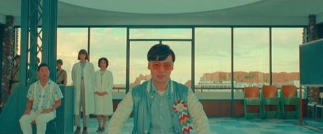 Steve Park, Tilda Swinton and Ethan Lee in Asteroid City (2023)