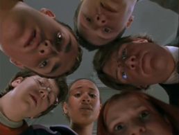 Robert Clark, Jeff Douglas, Emma Taylor-Isherwood, Noah Reid, Michael Seater, and Shadia Simmons in Strange Days at Blak