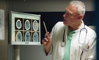 Klaus Nierhoff als Dr. Heller in 