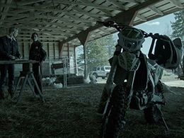 Julianne Nicholson and James Paxton in Eyewitness (2016)