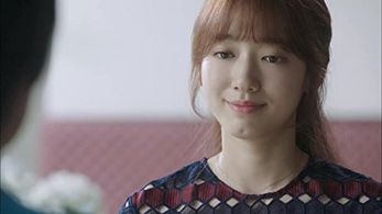Park Shin-Hye in Dakteoseu (2016)