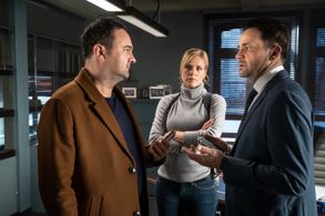 Melanie Marschke, Michael Rotschopf, and Tom Keune in Leipzig Homicide (2001)