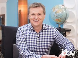 Aled Jones in Weekend (2014)