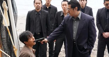 Shinya Kote and Masahiro Higashide in The Confidence Man JP (2018)