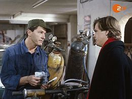 Tobias Hoesl and Miroslav Nemec in The Old Fox (1977)