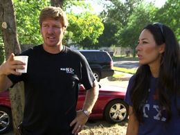 Chip Gaines and Joanna Gaines in Fixer Upper (2013)