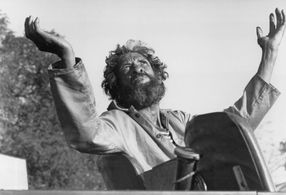 Michael Thys in The Gods Must Be Crazy (1980)