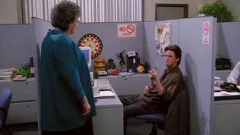 Matthew Perry and Fritzi Burr in Friends (1994)