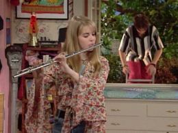 Melissa Joan Hart and Sean O'Neal in Clarissa Explains It All (1991)