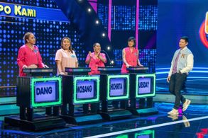 Dingdong Dantes, Dang Cruz, Mosang, Tuesday Vargas, and Jessah Chichirita in Family Feud Philippines (2022)