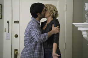 Jenna Elfman and Stephen Schneider in Imaginary Mary (2017)