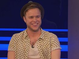 Olly Murs in Nikki & Sara Live (2013)
