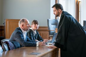 Natascha Paulick, Michael Rotschopf, and Frank Röth in Leipzig Homicide (2001)