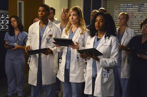 Jerrika Hinton, Gaius Charles, and Tessa Ferrer in Grey's Anatomy (2005)