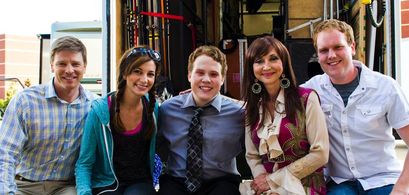 Actors (left to right) Burgess Jenkins, Jama Williamson, Jimmy Bellinger, and Pam Tillis with director and producer Zach