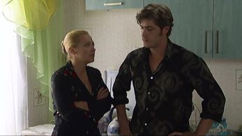 Sergey Strelnikov and Inna Miroshnichenko in Angel-khranitel (2007)