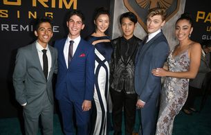 Levi Meaden, Karan Brar, Wesley Wong, Rahart Adams, Lily Ji, and Shyrley Rodriguez in Pacific Rim: Uprising (2018)