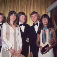 Malcolm McDowell, Margot Bennett, and Simon Ward