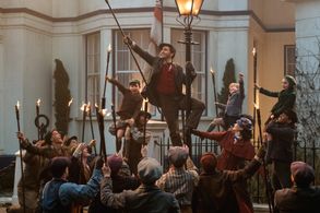 Lin-Manuel Miranda, Ben Whishaw, Emily Blunt, Pixie Davies, Nathanael Saleh, and Joel Dawson in Mary Poppins Returns (20